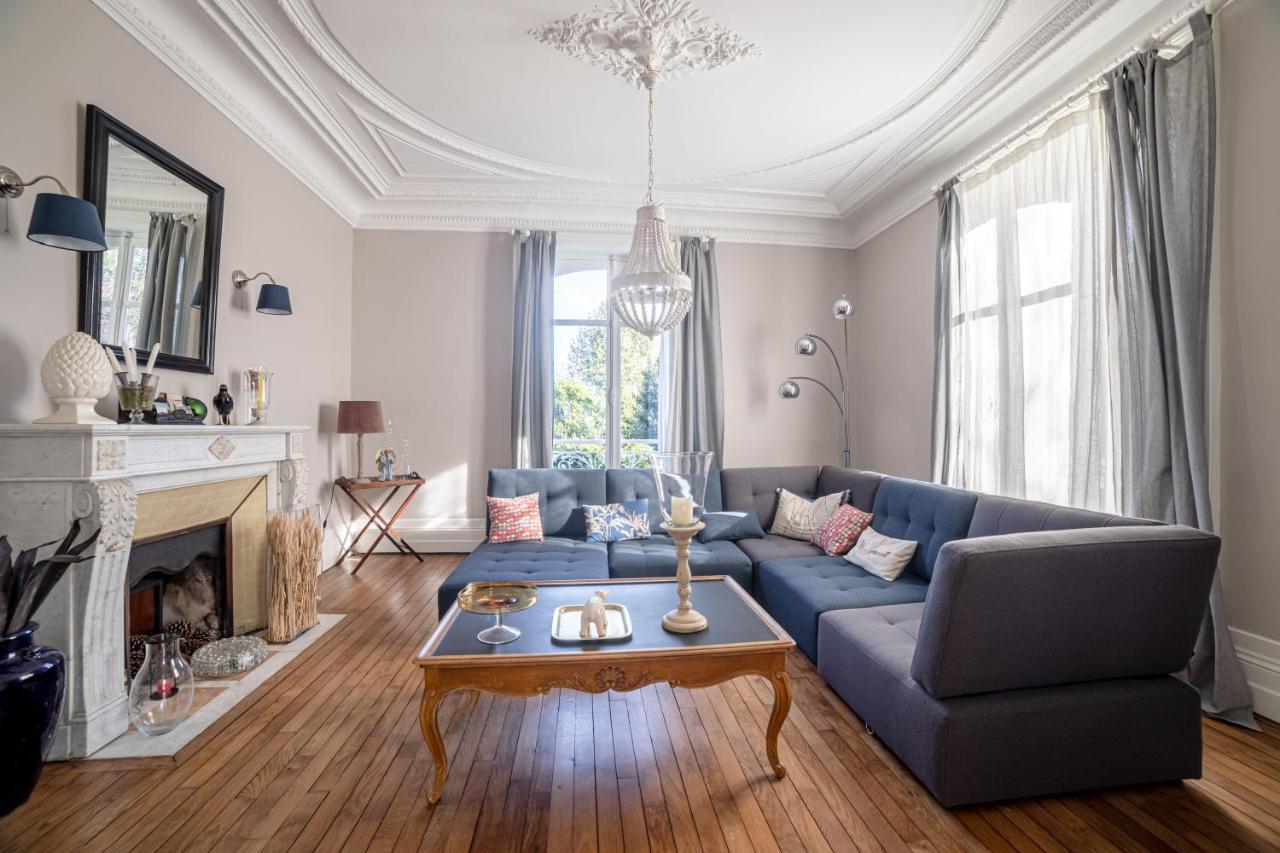 Meguinelle Villa *